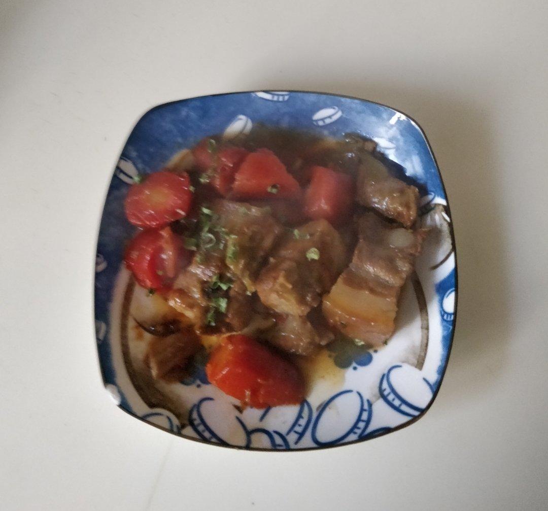 胡萝卜烧肉