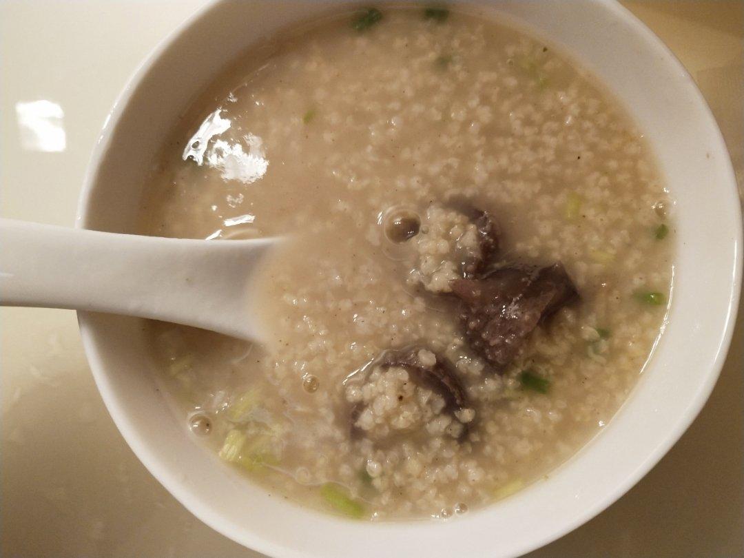 小米海参粥