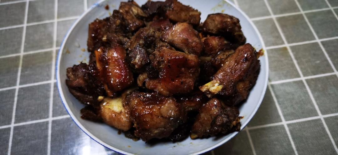 最简单的焦香软糯烤猪肋排