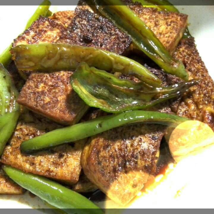 外酥里嫩的煎豆腐