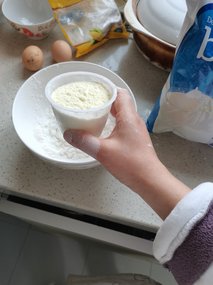 奶香酥脆鸡蛋卷（绝对脆）的做法 步骤2