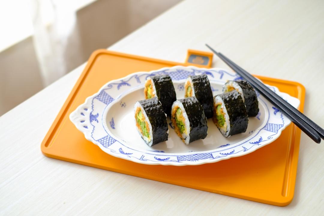 香椿肉松寿司饭团