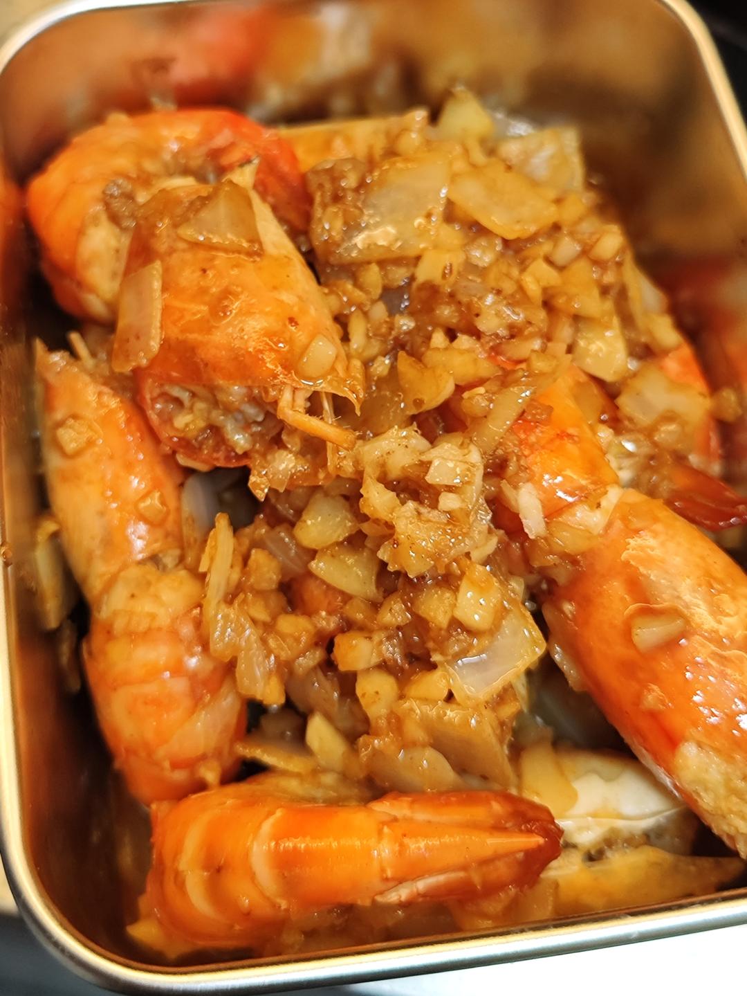 黄油蒜香罗氏虾