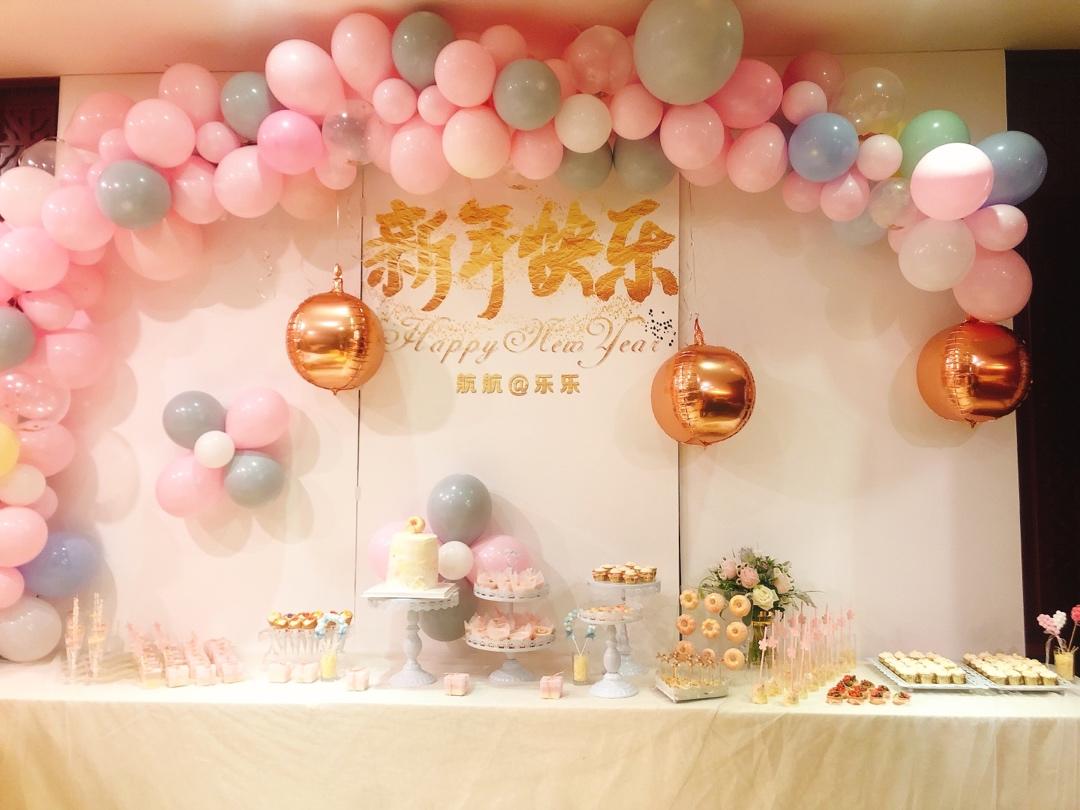 INS风粉金色系快手甜品桌