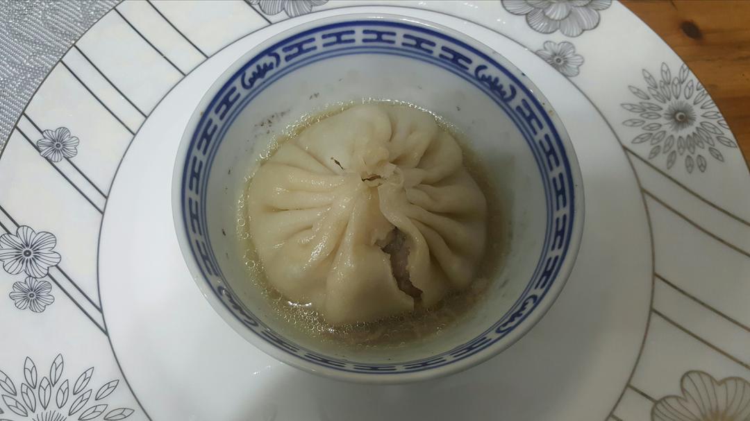灌汤小笼包