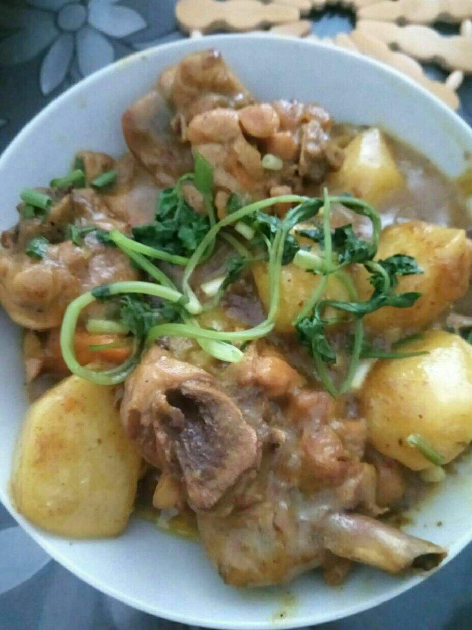 咖喱鸡肉（土豆多多）