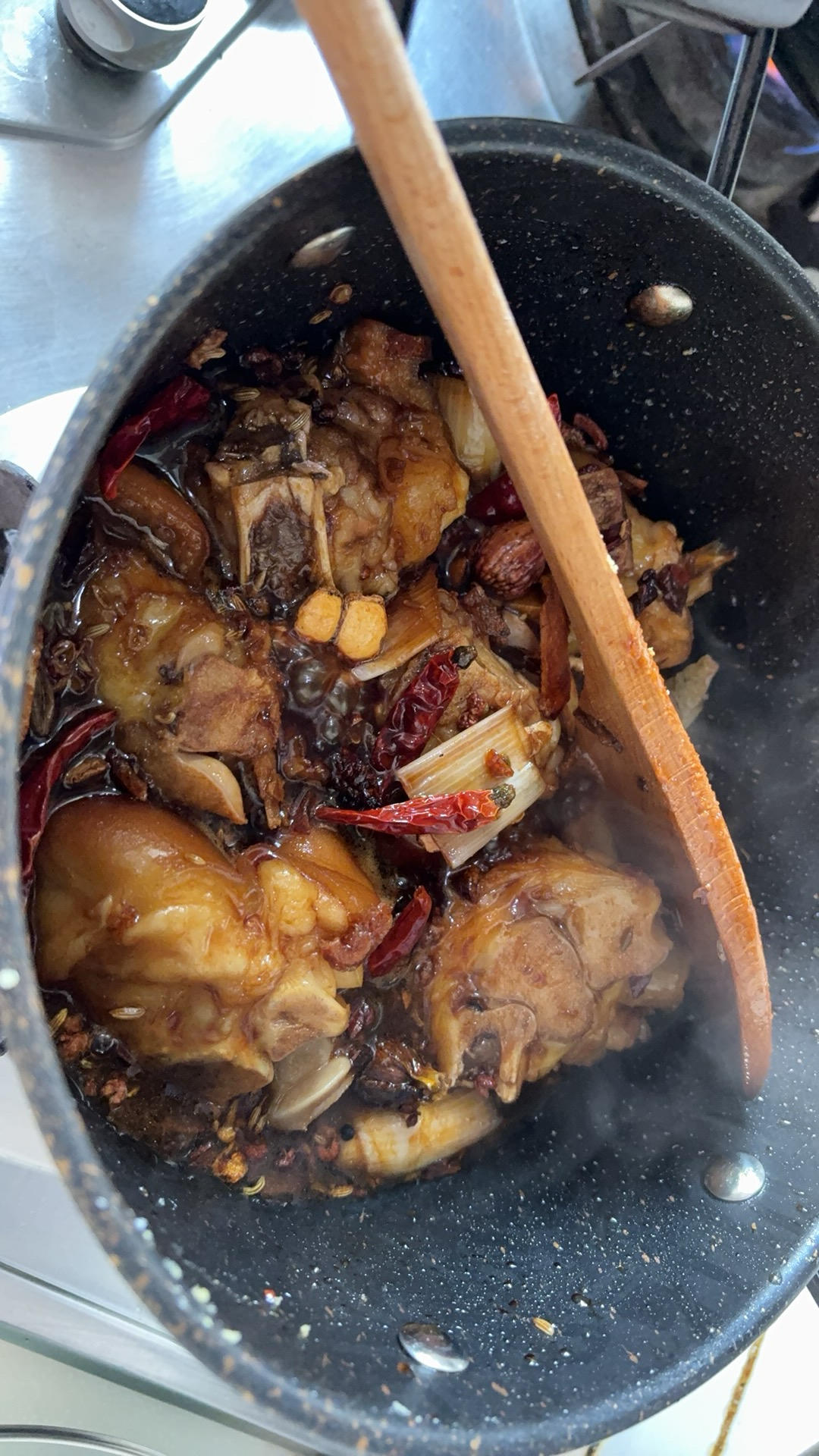 流口水的黄豆炖猪蹄