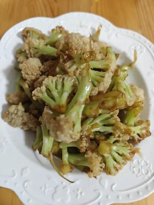 比肉还好吃的素炒菜花