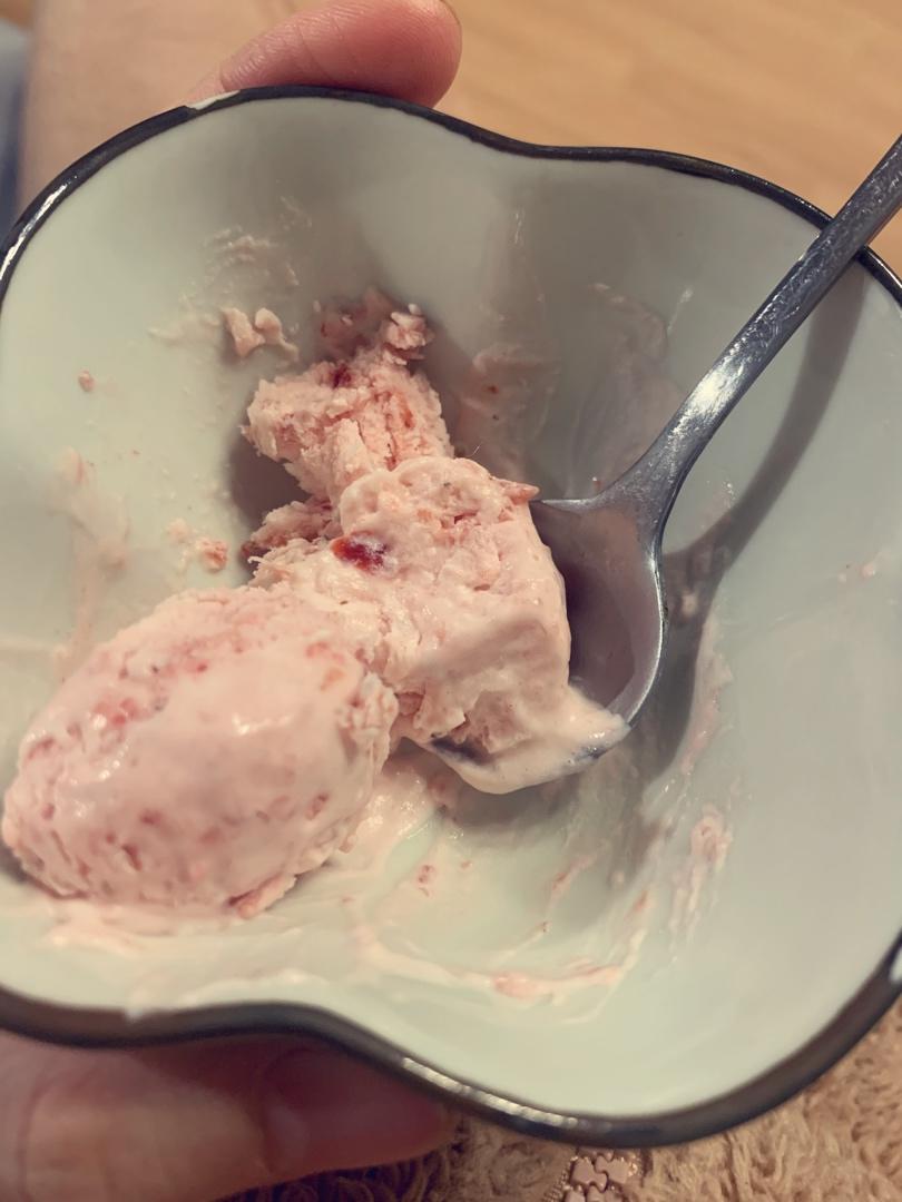 比哈根达斯好吃的草莓冰淇淋