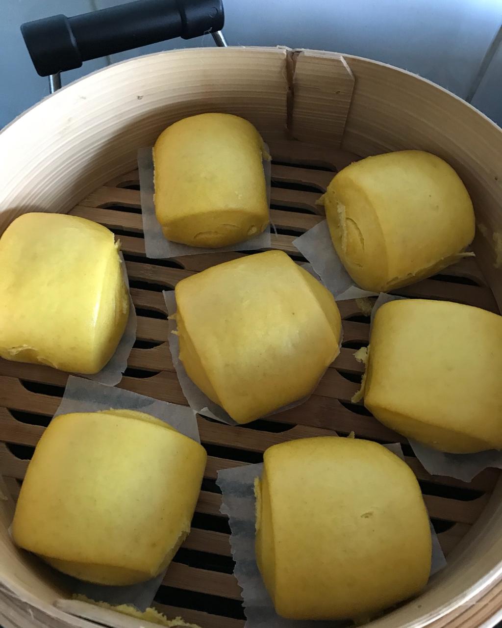 新手也可以--详解如何做出人见人爱、金黄的南瓜馒头