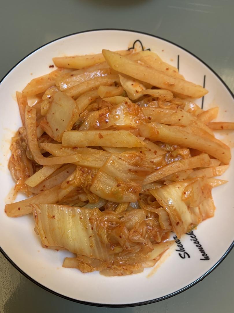 泡菜炒土豆丝
