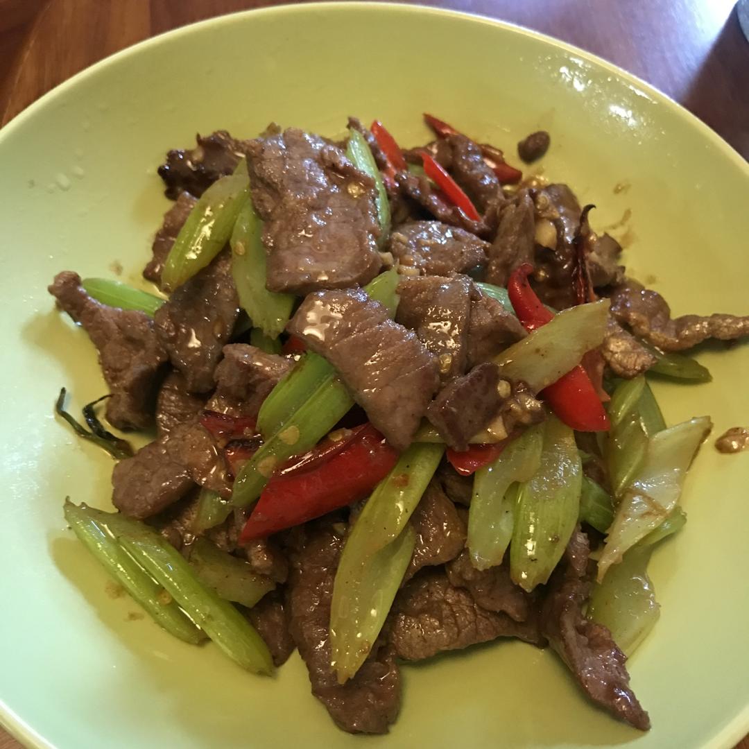 炒牛肉
