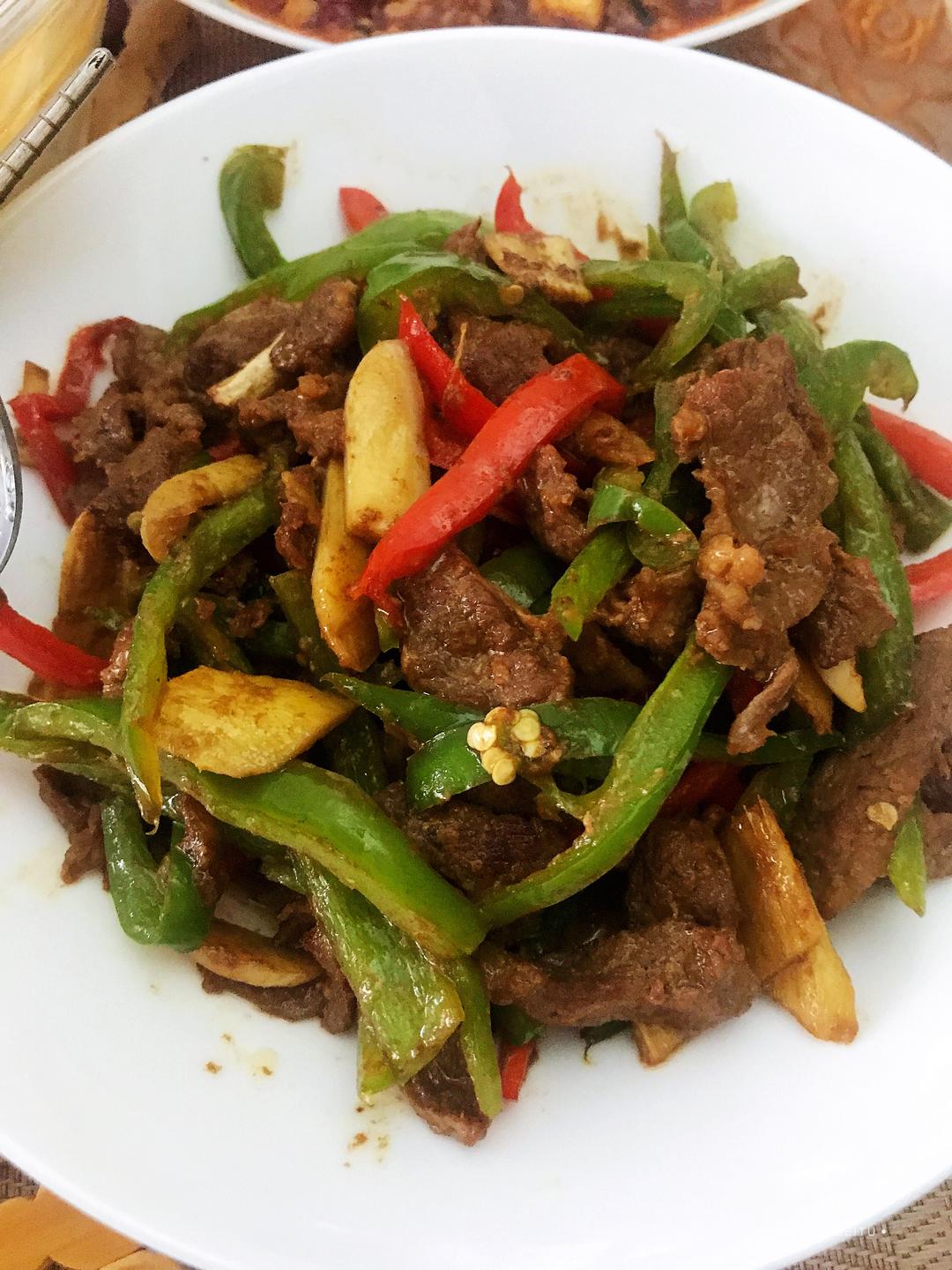 青椒牛肉丝简单美味版的做法