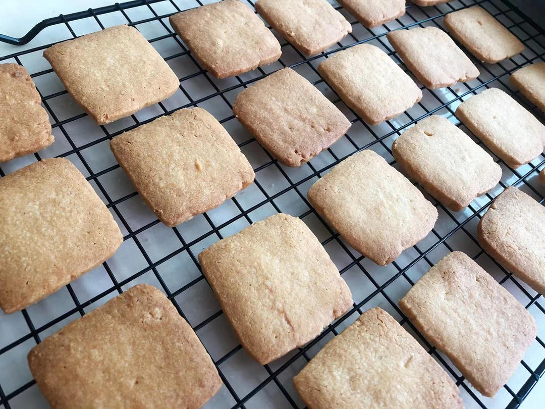 《Tinrry下午茶》教你做香酥花生曲奇