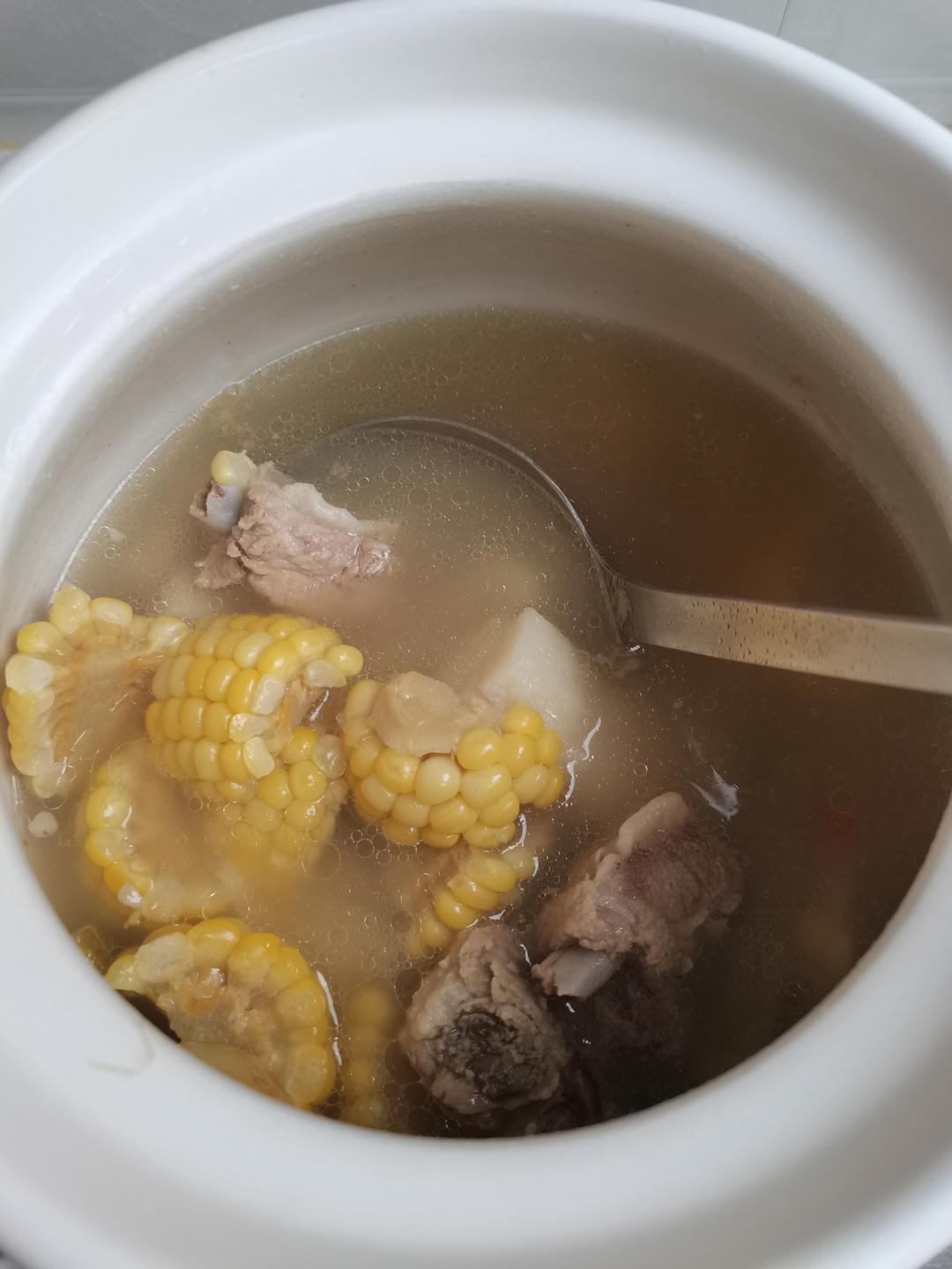 玉米排骨汤