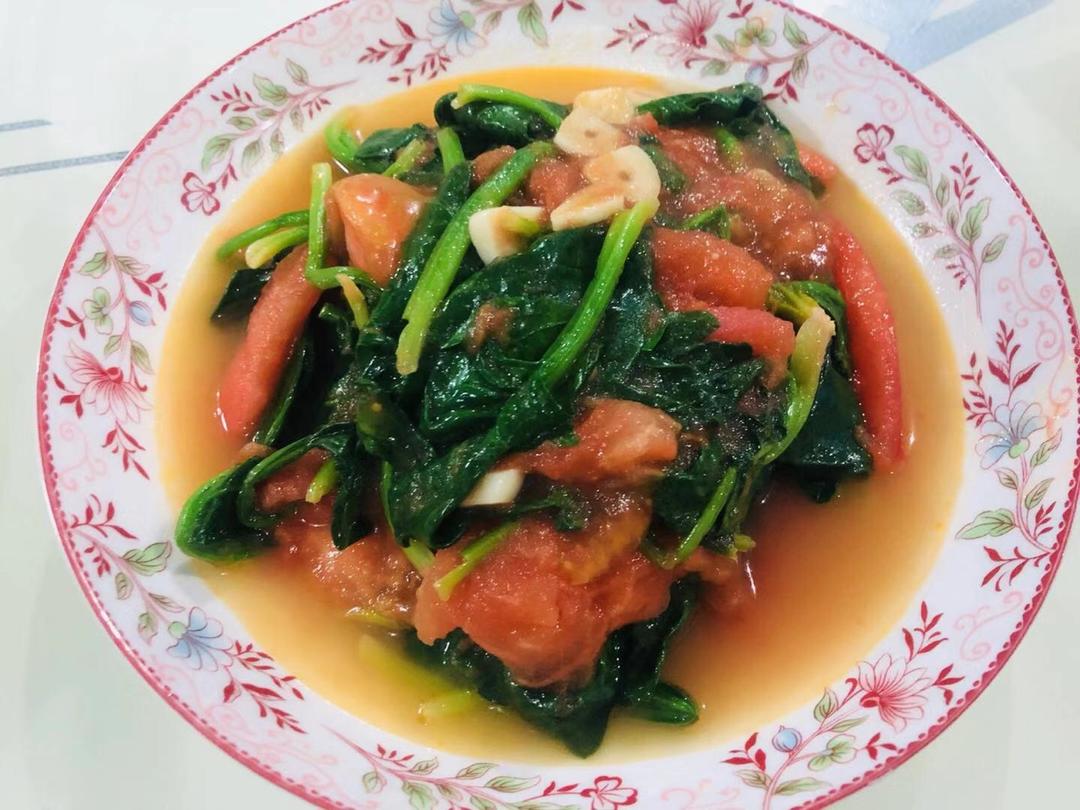 俊宝36做的西红柿炒菠菜
