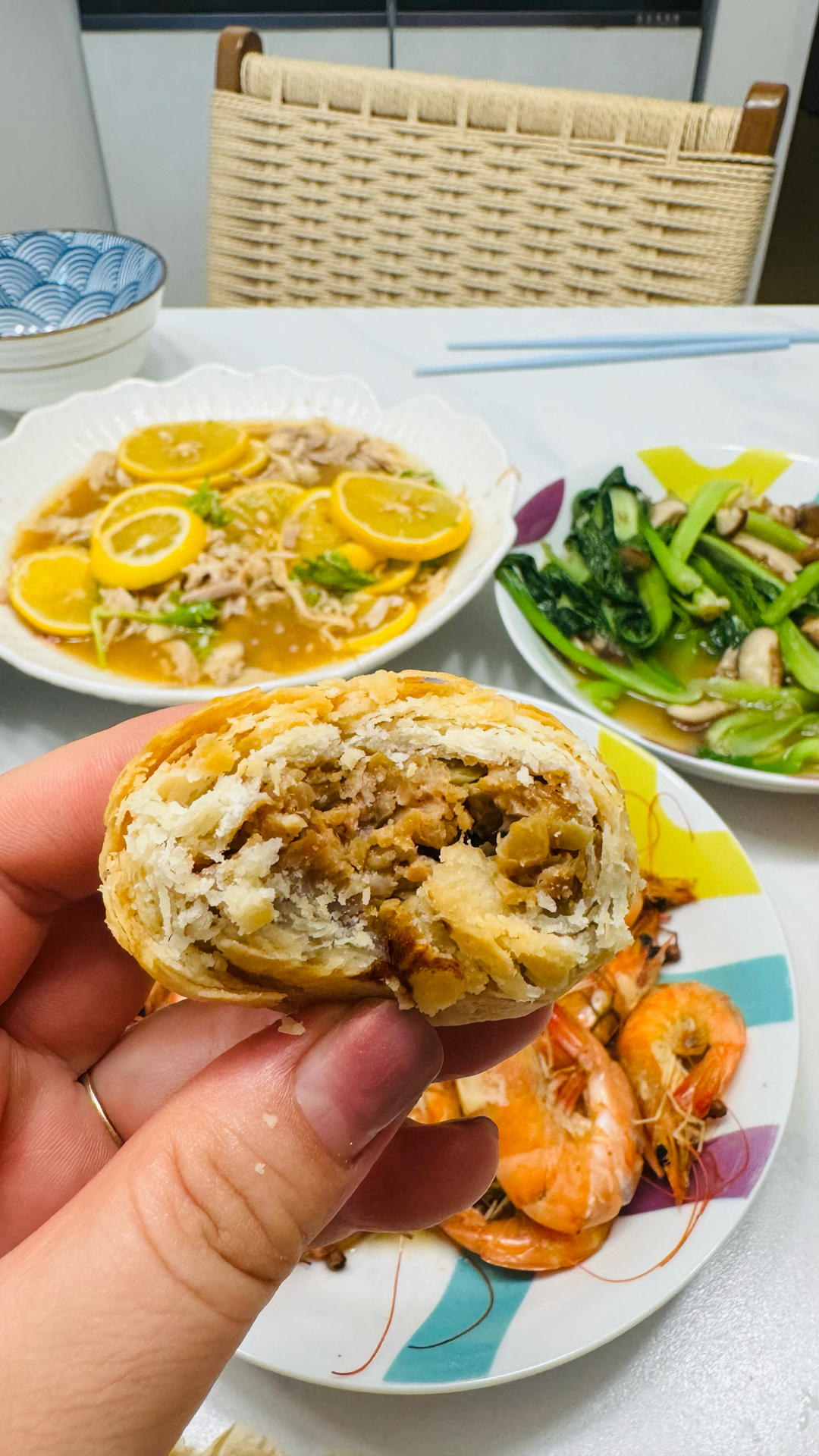 泳式鲜肉榨菜月饼