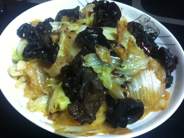 白菜炒木耳