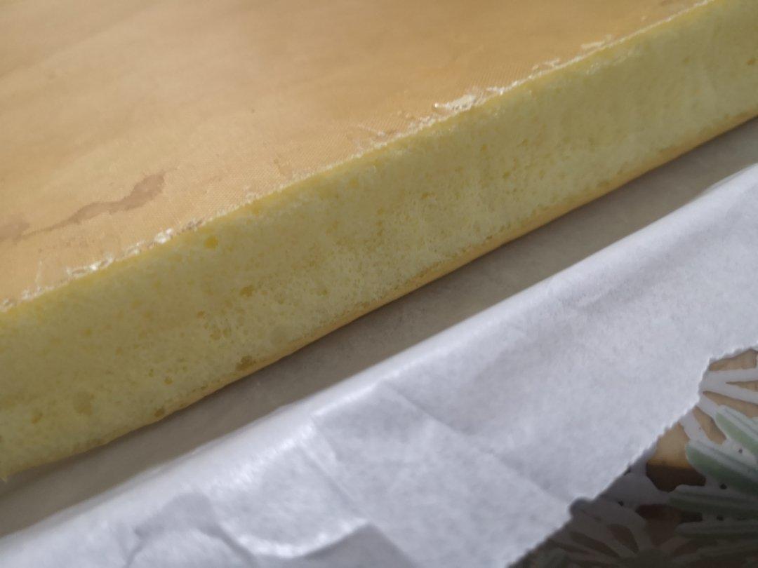 胖乎乎奶油芒果卷/不开裂不掉皮全过程详细图解烘焙视频/蛋糕篇6：「厚卷」