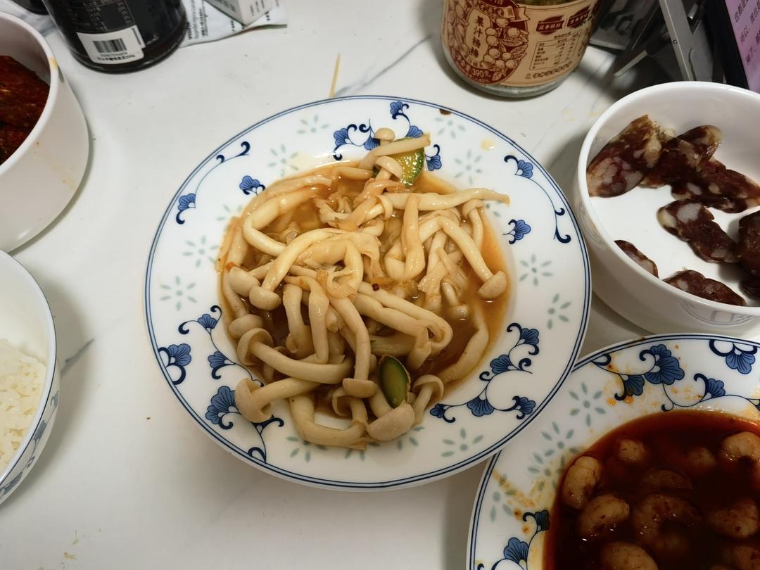 素炒白玉菇