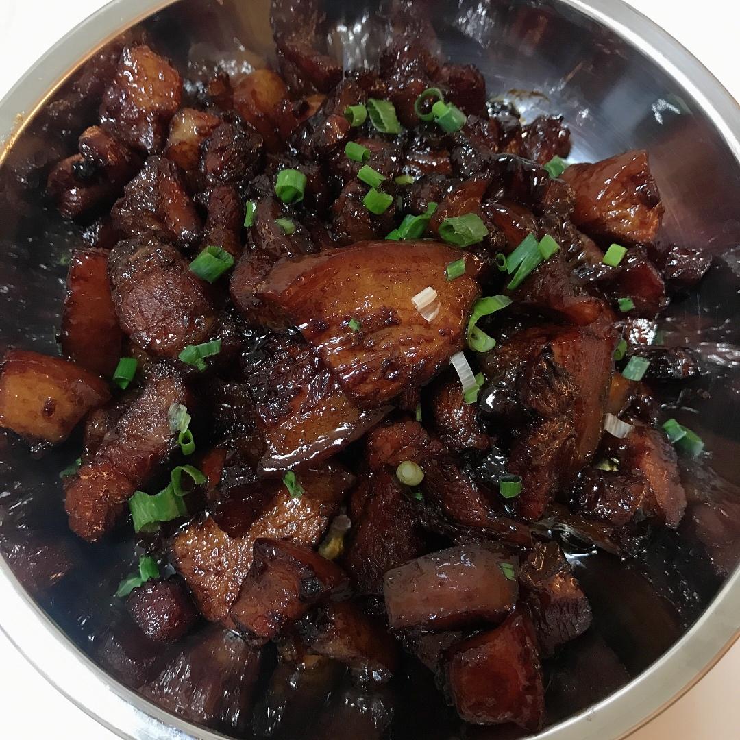 厨师长教你：“红烧肉”的家常做法，肉香四溢肥而不腻