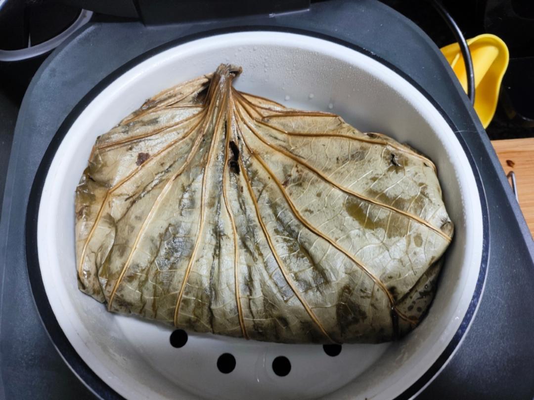 【荷香糯米鸡】