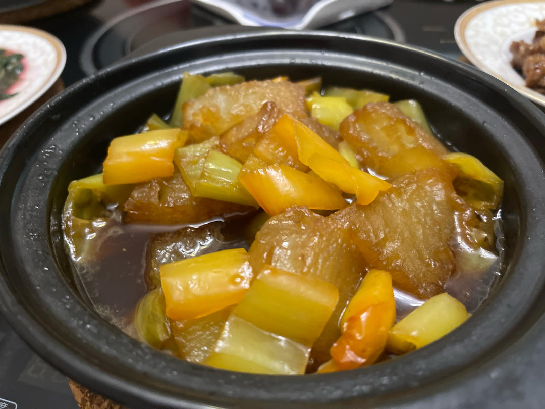 红烧冬瓜最完美做法，不加一滴水，瞬间秒杀红烧肉