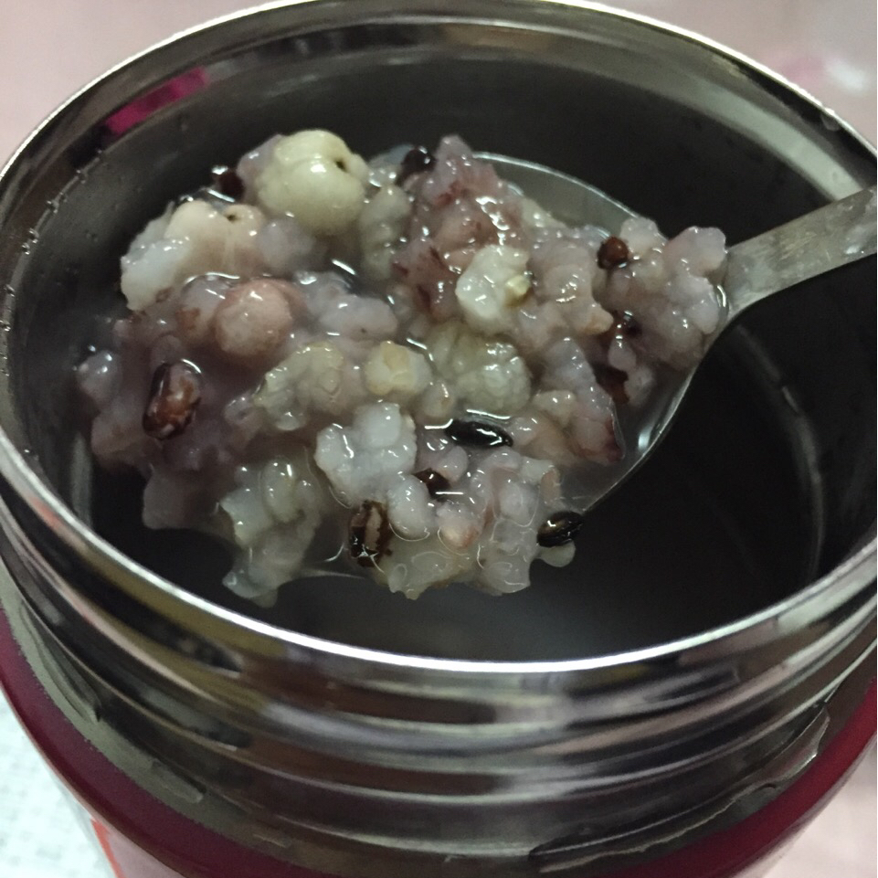 红枣桂圆小米粥（焖烧杯）