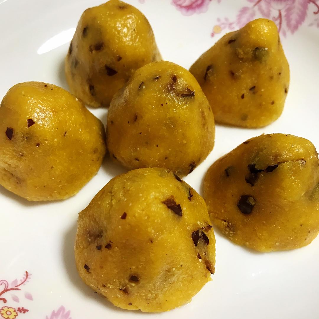 奶香枣窝头
