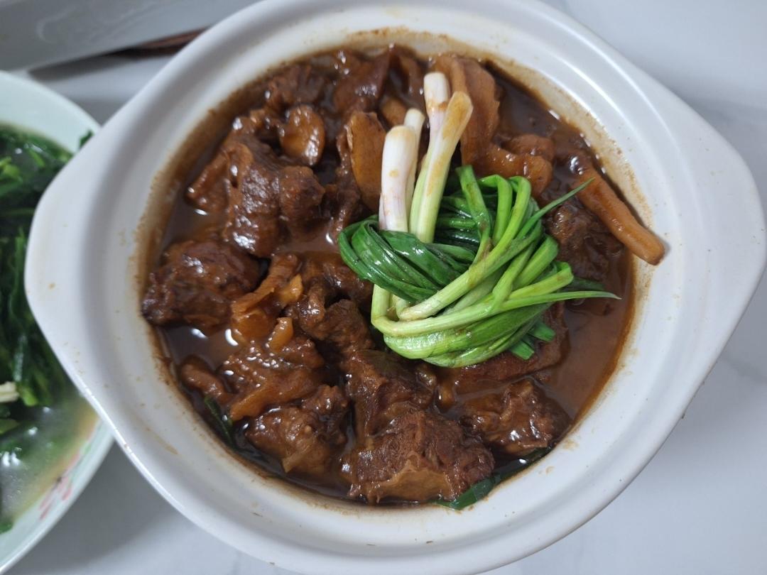 豬仔的“阿茂整餅”