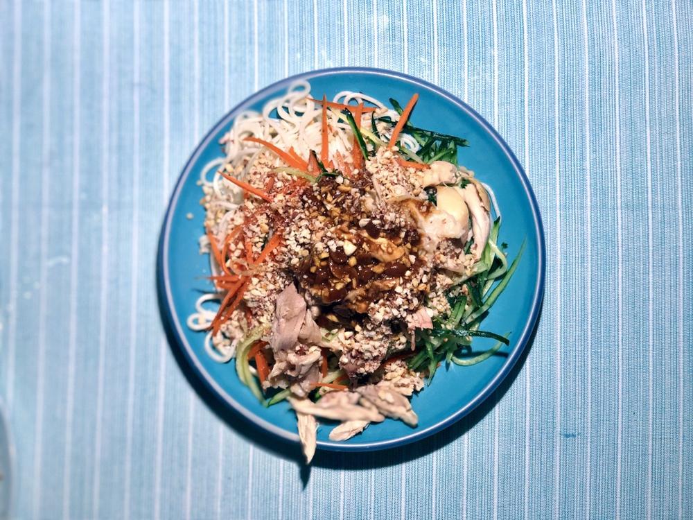 鸡丝凉面