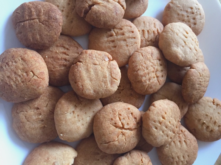 花生酱小小酥——好吃到迎风飘泪的饼干