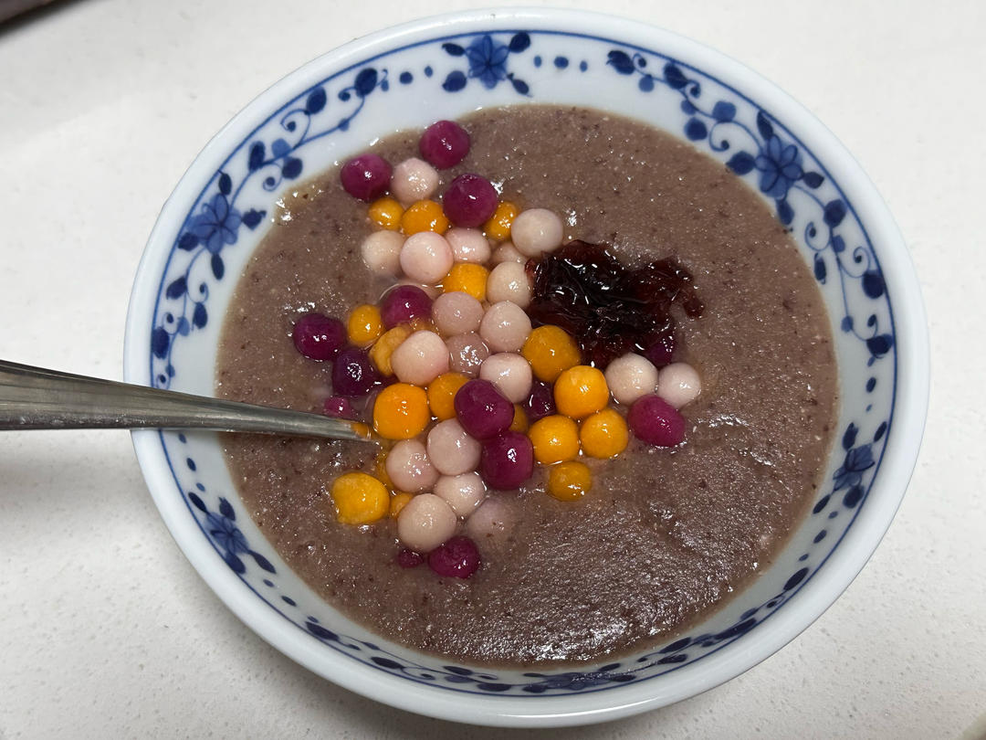 自制比甜品店里还要好吃的桂花红豆沙小圆子