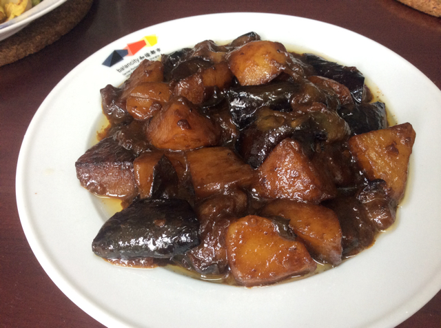 红烧茄子土豆