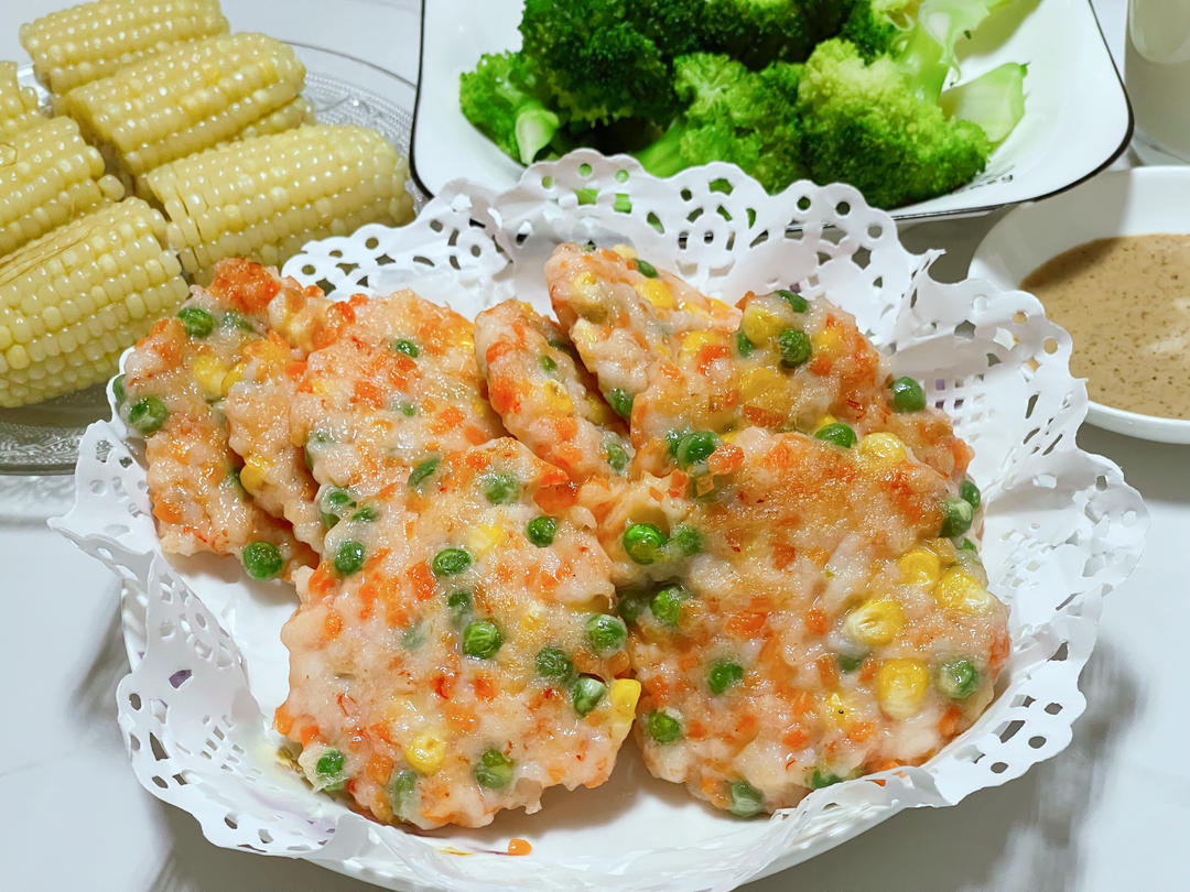 小朋友早餐100天不重样💚 今日食谱：西葫芦鲜虾饼