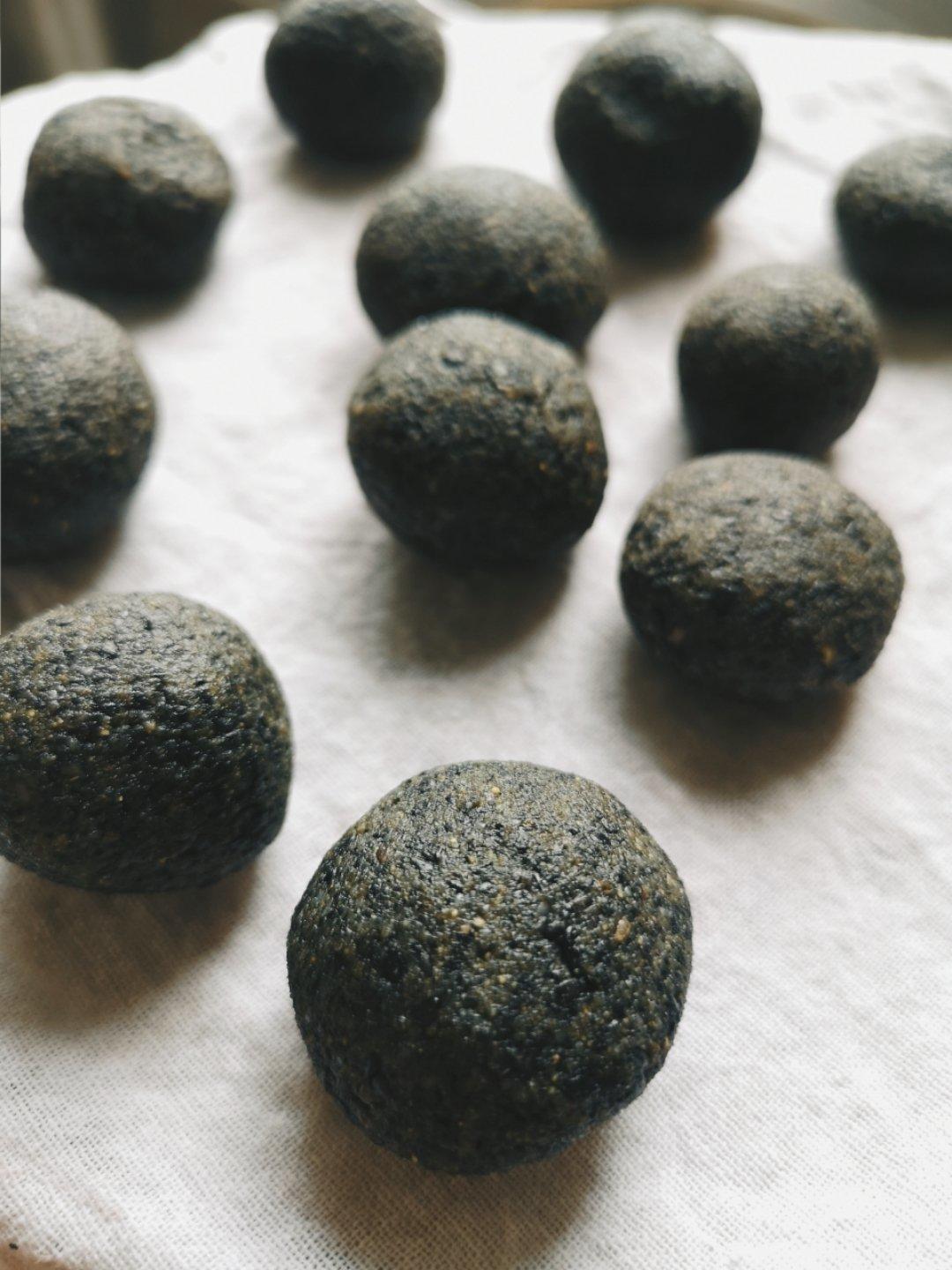 超简单乌发黑芝麻丸