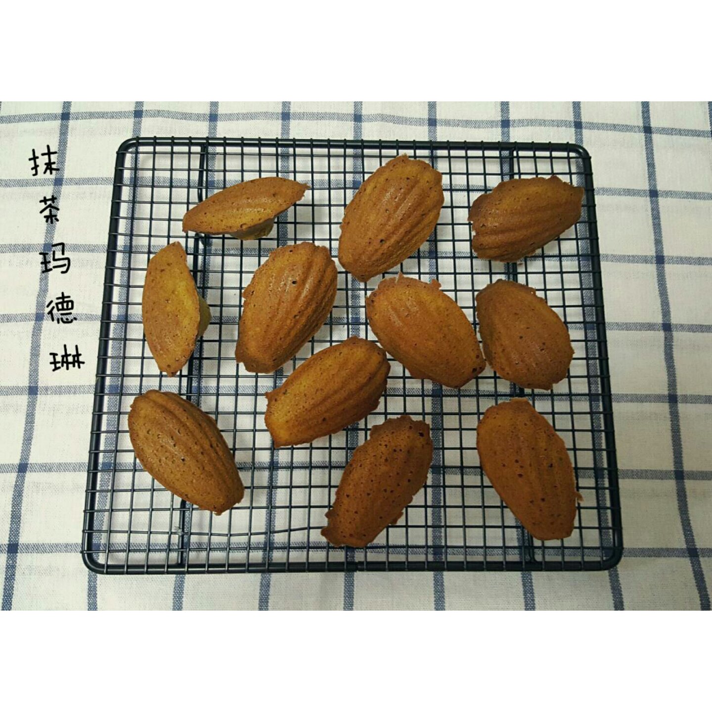 抹茶玛德琳蛋糕