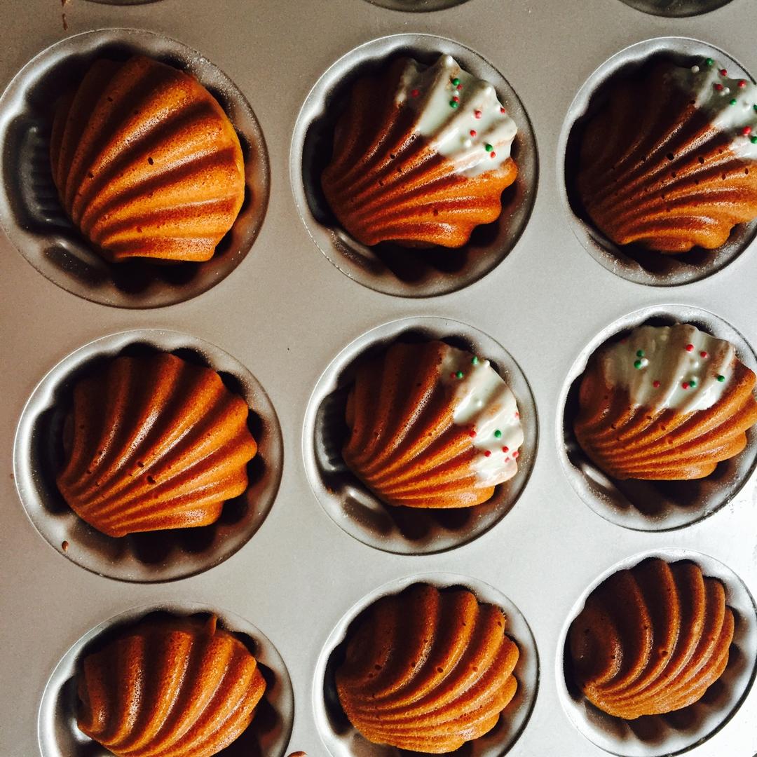 【视频食谱】太妃海盐玛德琳