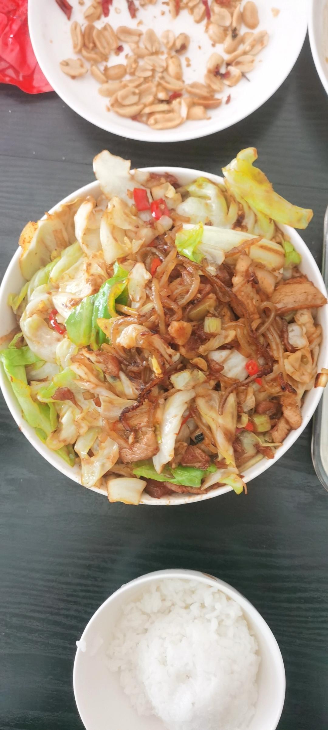 超下饭包菜炒粉丝