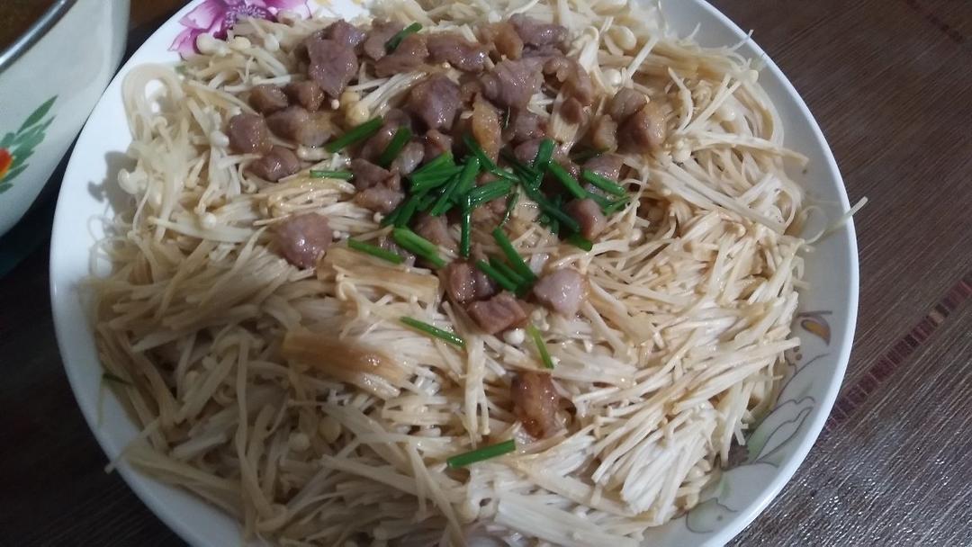 肉末金针菇蒸粉丝