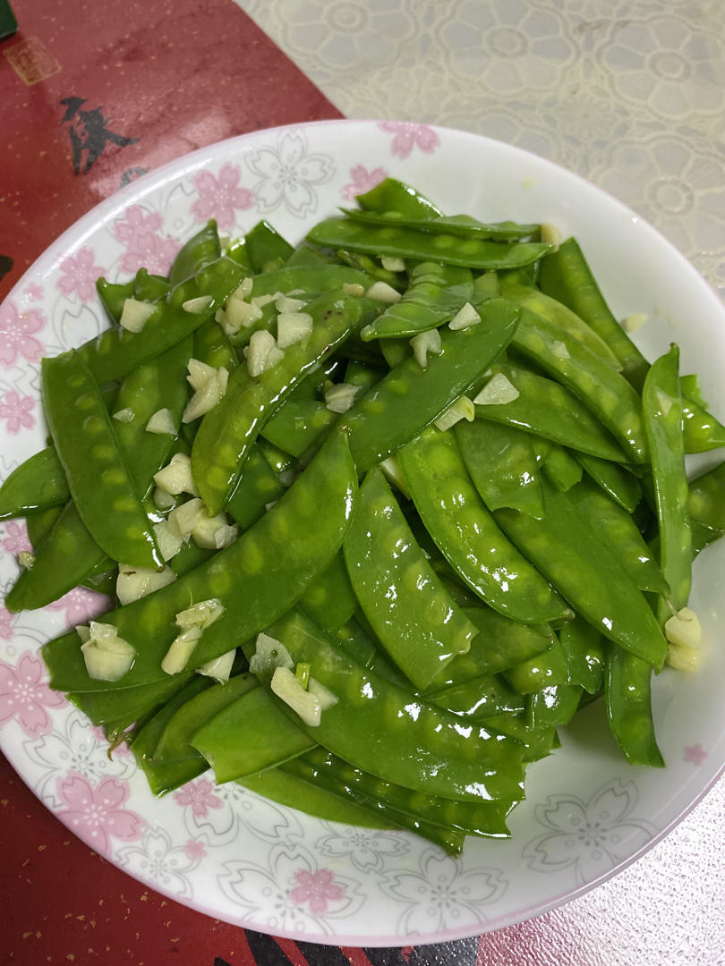 蒜蓉清炒荷兰豆，简单好做又好吃