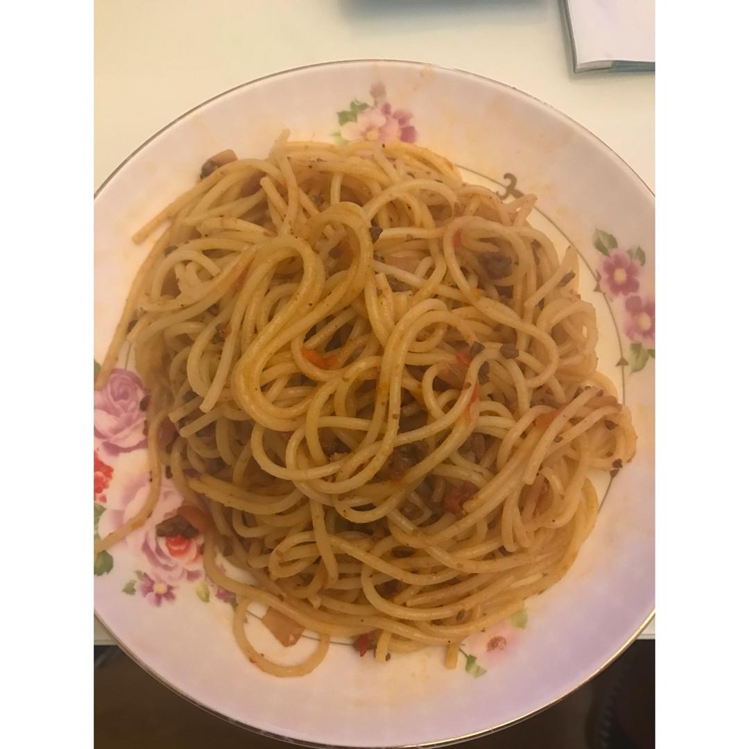 番茄肉酱意大利面