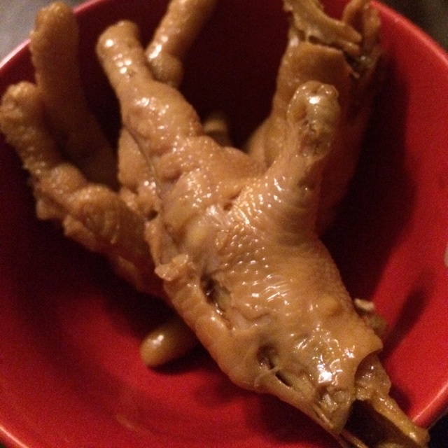 卤鸡脚