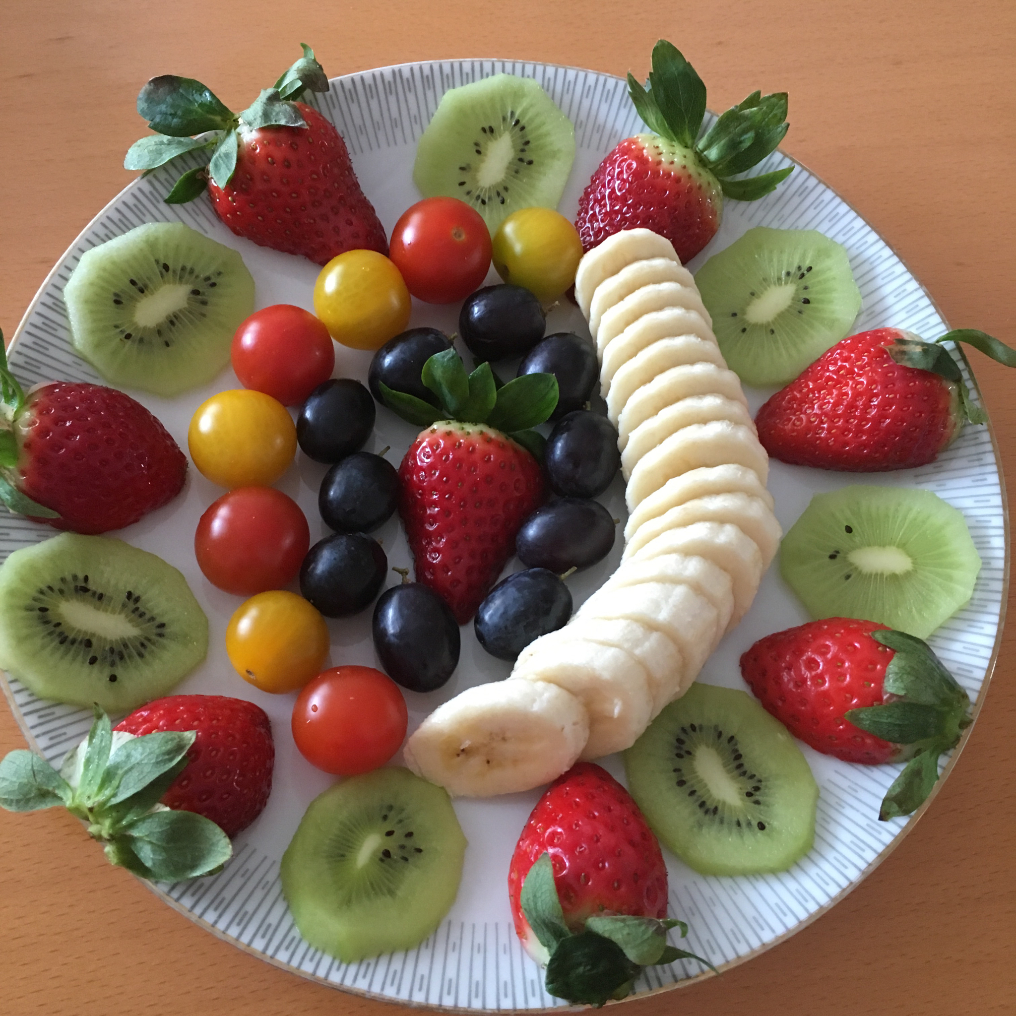 水果拼盘·孔雀开屏、