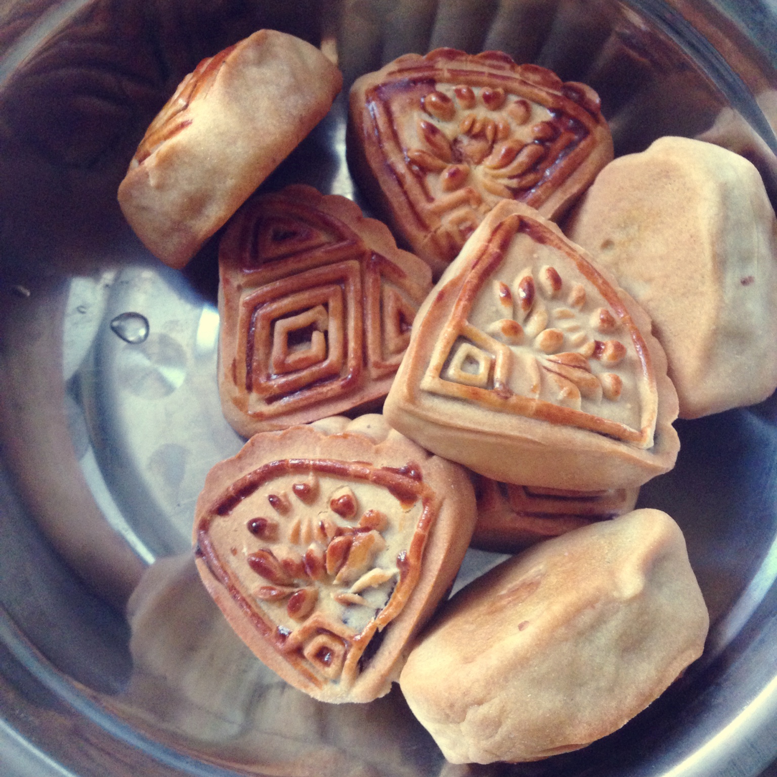 【曼食慢语】蛋黄莲蓉月饼