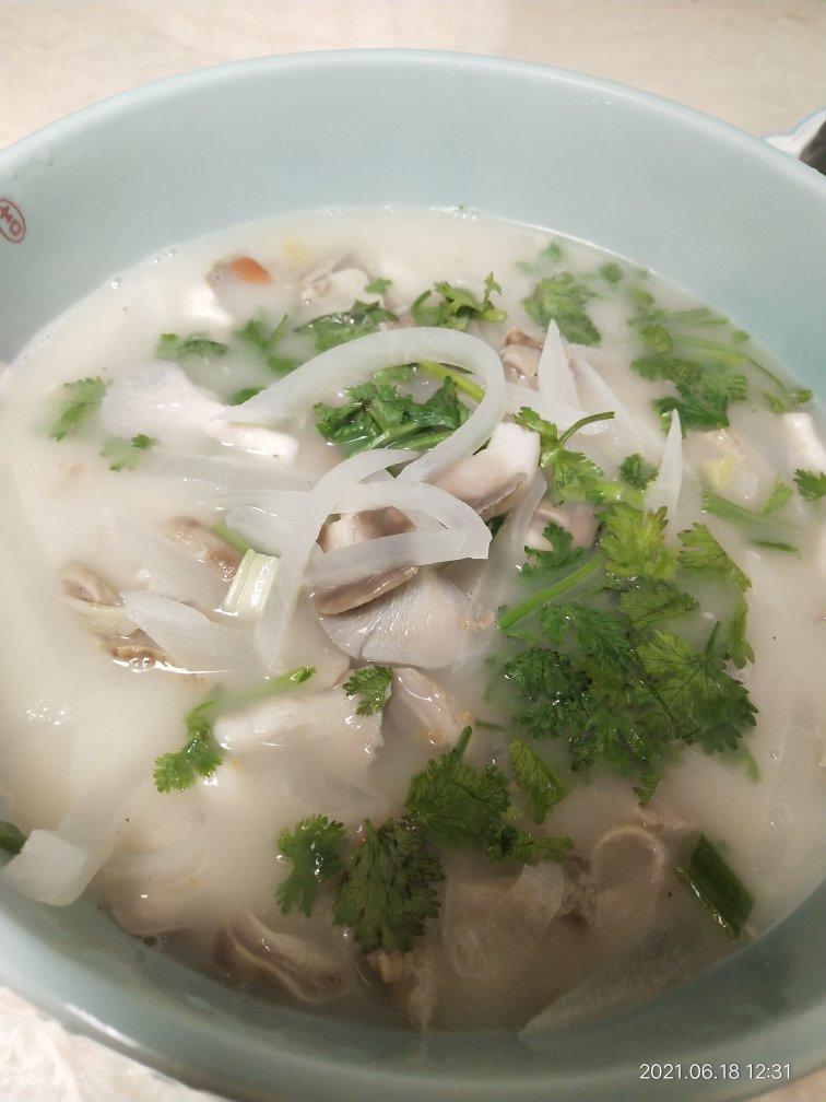 仿长沙馆子的酸萝卜炒肚丝