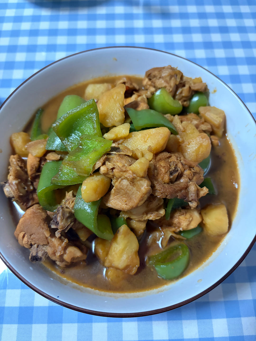 红烧鸡块炖土豆