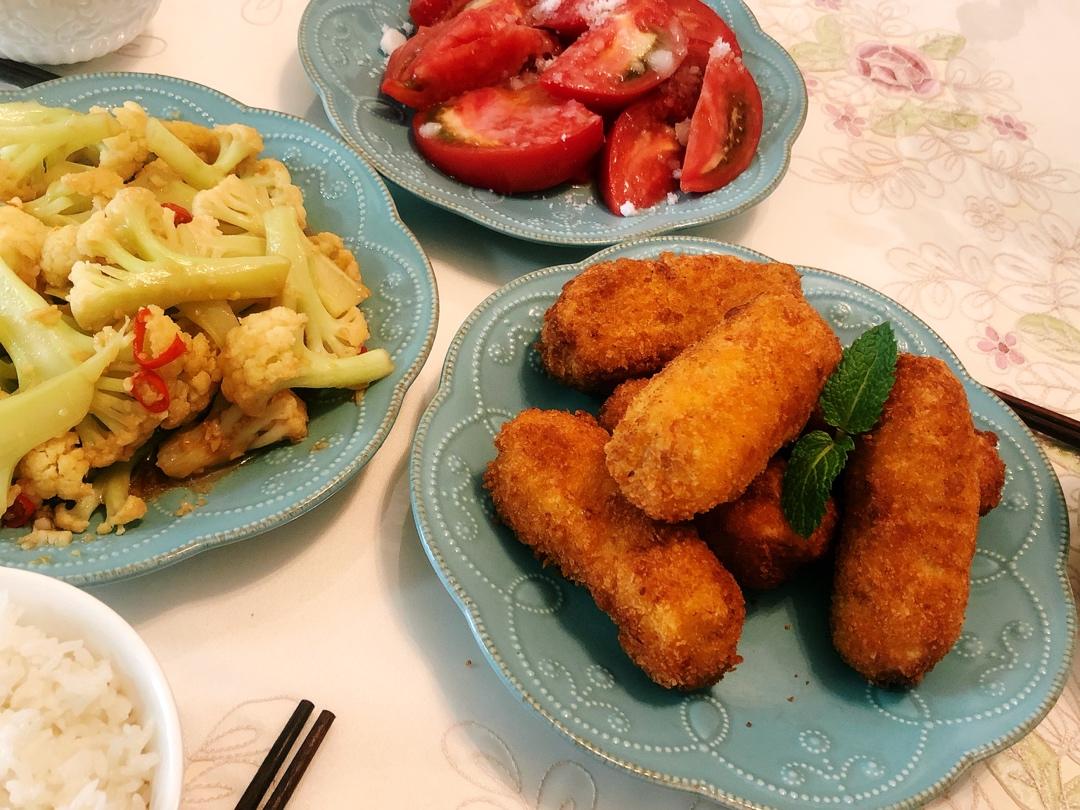 兔子一家的幸福欢宴