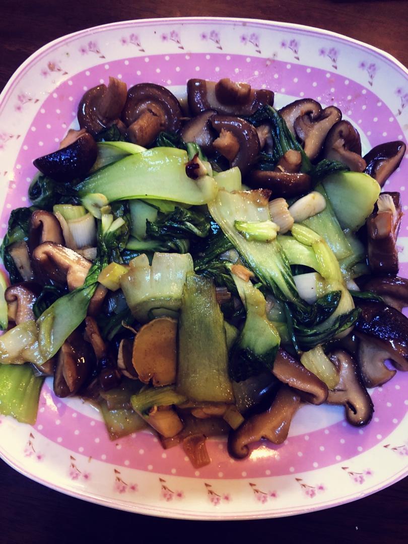 简易版香菇扒油菜