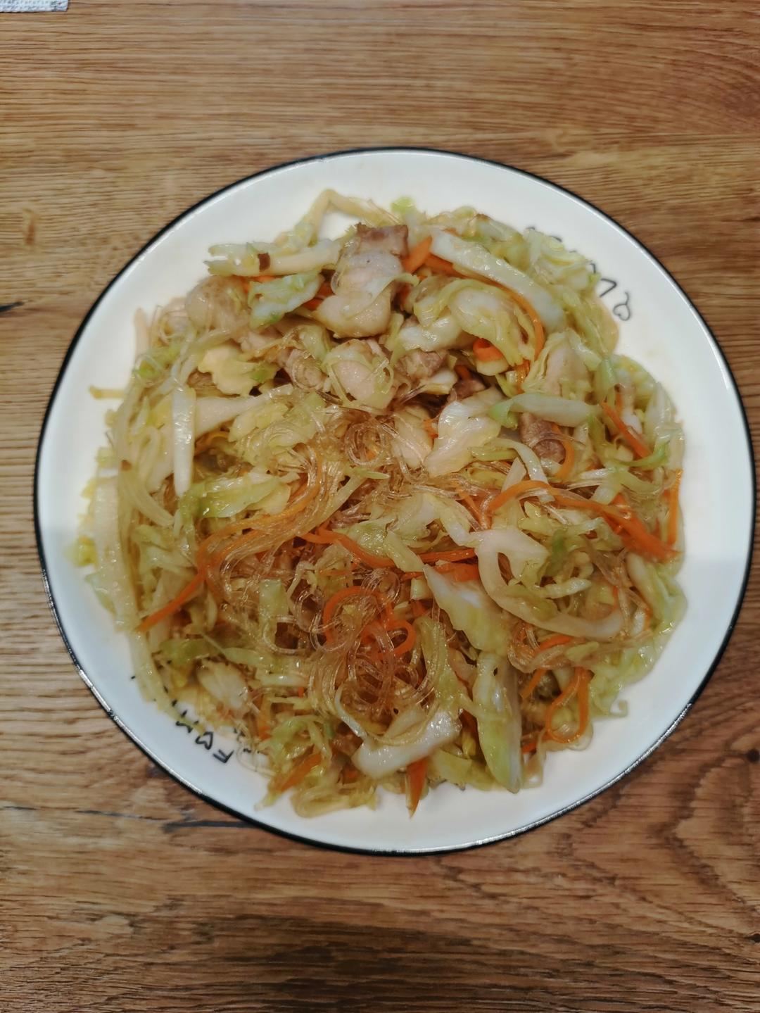 卷心菜炒粉丝 Glass noodles with Cabbage